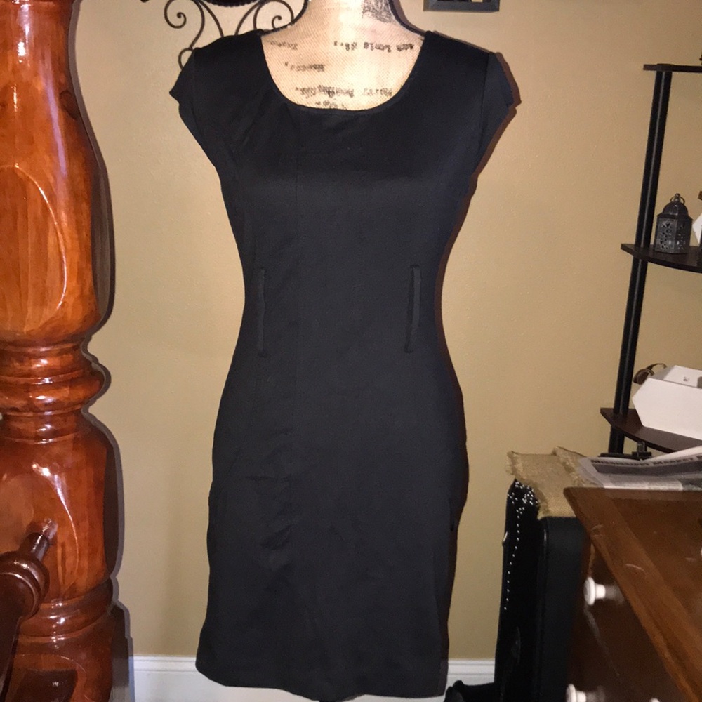 Beautiful black dress 👗